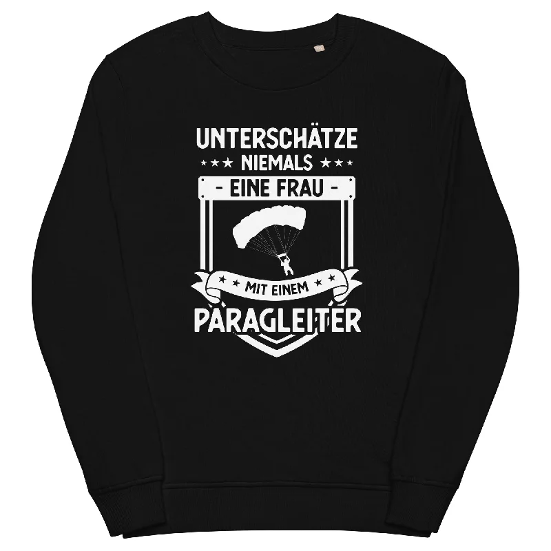 Unterschatze Niemals Eine Frau Mit Einem Paragleiter - Unisex Premium Organic Sweatshirt Printed Hooded Sweatshirts