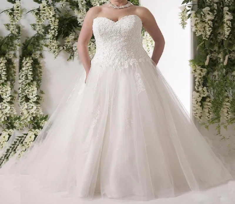 Plus Size corset Wedding Dresses  at Bling Brides Bouquet - Online Bridal Store Glamorous Wedding Dress