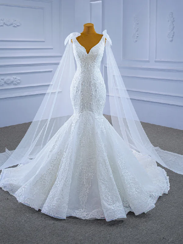 White Mermaid V-neck Appliques Wedding Dress Lace Back Wedding